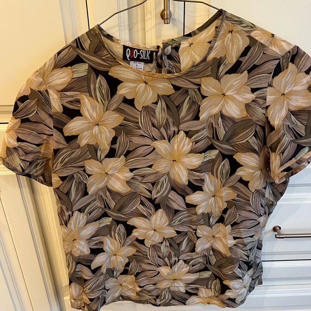 Vintage Quo-Silk Floral Blouse in Black and Cream